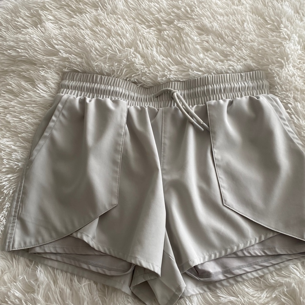 🏃🏼‍♀️worn once! Mondetta Running Shorts!
